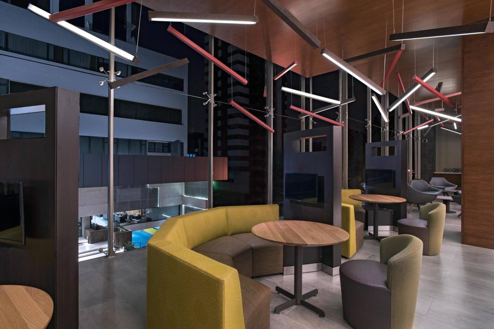 Courtyard By Marriott Guatemala-Stadt Exterior foto
